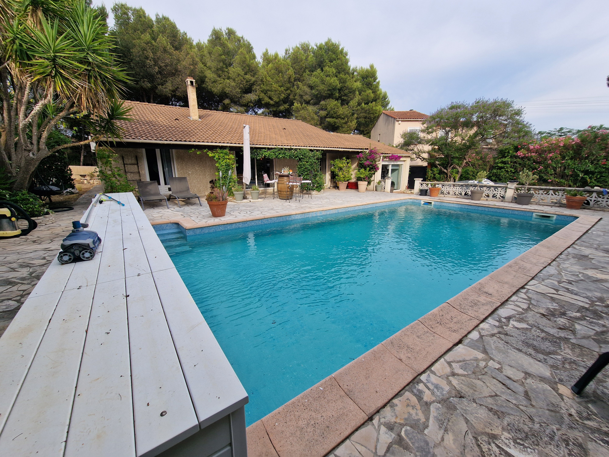 Maison 4 pièces 114 m² · à Rognac · 114 m² · 575 000 €