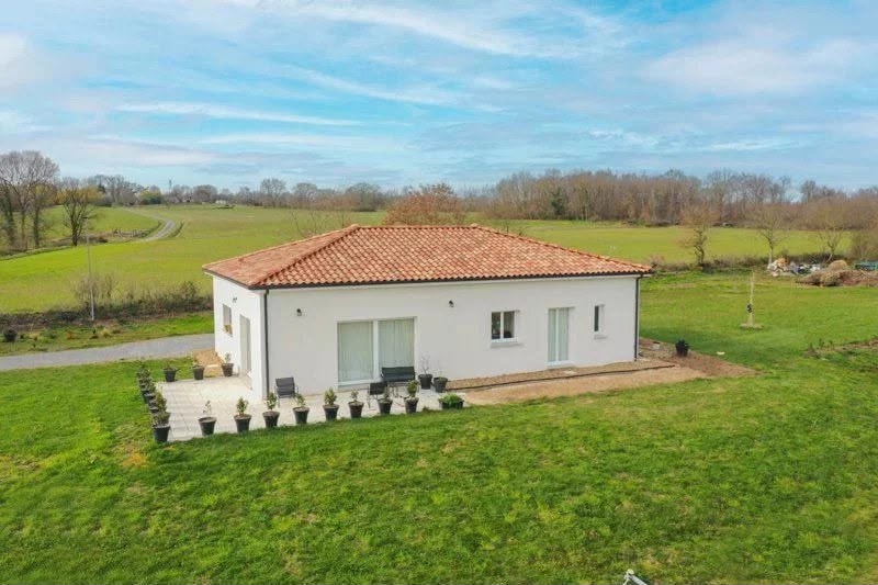 Maison 5 pièces 121 m² · à Vitrolles · 121 m² · 300 000 €